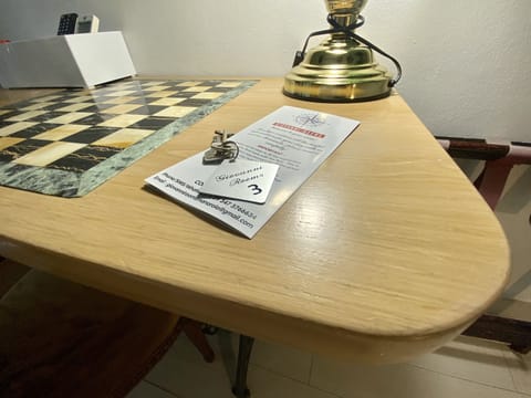 Superior Room, 1 King Bed, Air conditioning | Hypo-allergenic bedding, down comforters, pillowtop beds, in-room safe