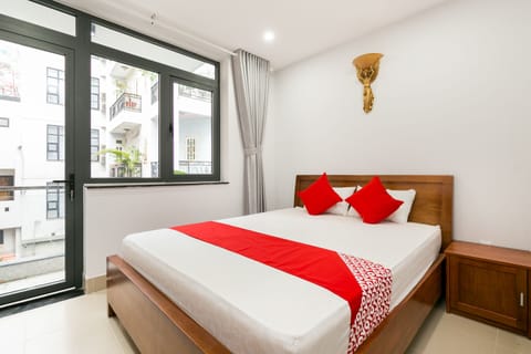 Deluxe Double Room | Desk, free WiFi, bed sheets