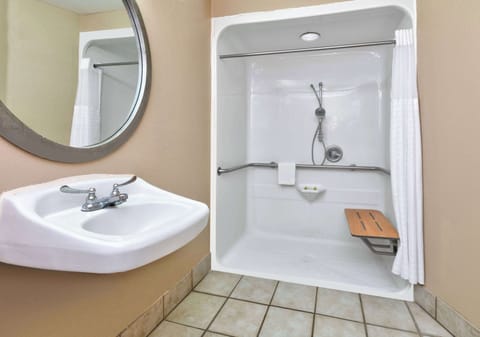 Room, 1 King Bed, Accessible, Non Smoking (Mobility, Roll-In Shower) | Accessible bathroom