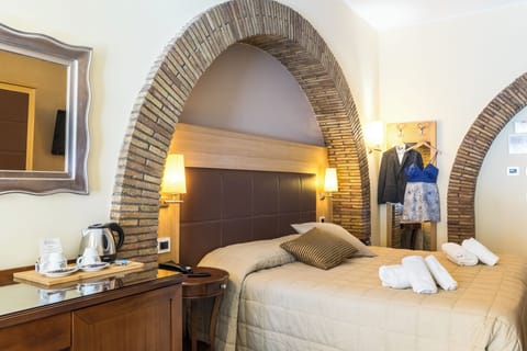 Classic Double or Twin Room | Premium bedding, pillowtop beds, minibar, in-room safe