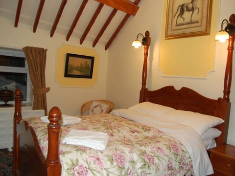 Double Room, Ensuite (with Shower & Bath)