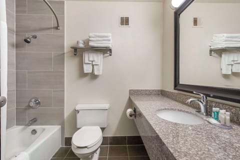 Desk, laptop workspace, iron/ironing board, free WiFi