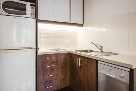 Superior Bungalow | Private kitchen | Fridge, coffee/tea maker, electric kettle