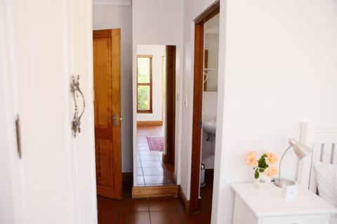 Double Room with King Sized Bed (6) | 1 bedroom, premium bedding, down comforters, in-room safe