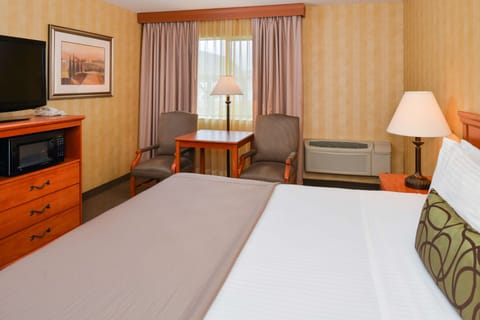 In-room safe, blackout drapes, iron/ironing board, free WiFi