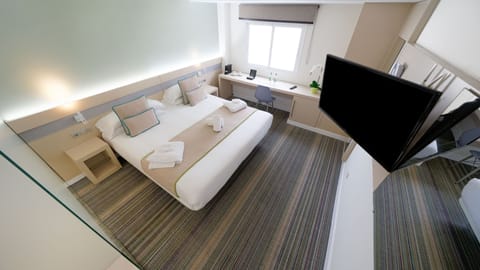 Suite, Terrace (and Jacuzzi) | Premium bedding, minibar, in-room safe, desk