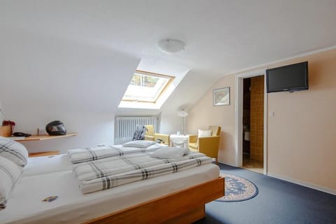 Desk, free WiFi, bed sheets