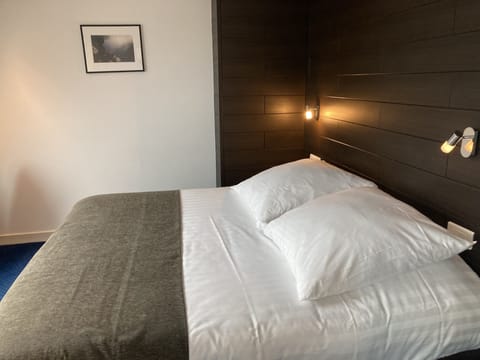 Junior Suite | Desk, soundproofing, free WiFi, bed sheets