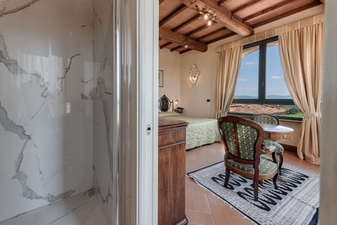 Deluxe Double Room | Frette Italian sheets, minibar, in-room safe, soundproofing