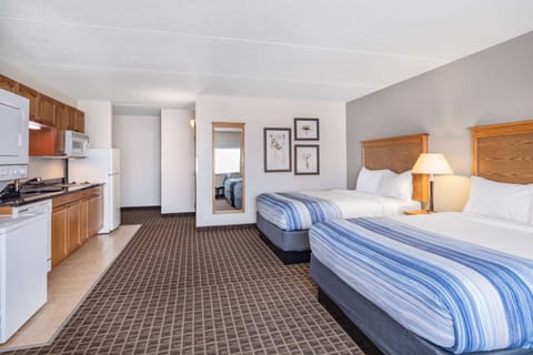 Suite, 2 Queen Beds, Non Smoking | 1 bedroom, pillowtop beds, in-room safe, desk