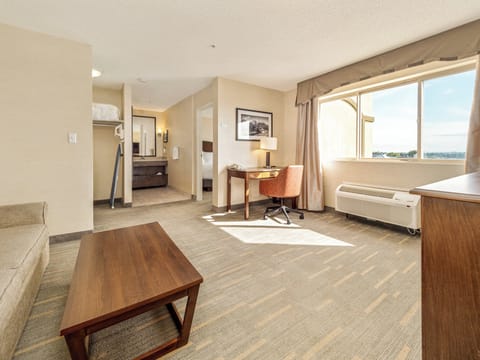 Suite, 1 Bedroom | Room amenity