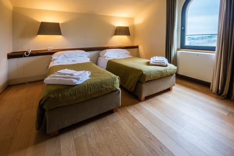 Family Suite | 1 bedroom, premium bedding, minibar, in-room safe