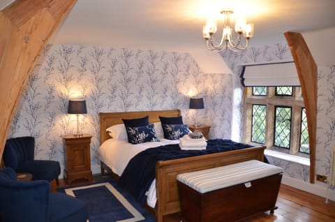 Deluxe Double Room, Ensuite, Garden View (Shore Nightingale Room)