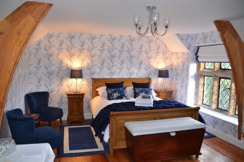 Deluxe Double Room, Ensuite, Garden View (Shore Nightingale Room)