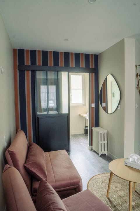 Family Room | Living area | 80-inch flat-screen TV with satellite channels, TV