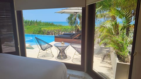 Deluxe Room, 1 King Bed, Beach View, Poolside | View from room