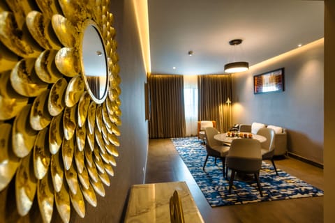 Premium Suite, 1 King Bed, Non Smoking | Living area | Smart TV