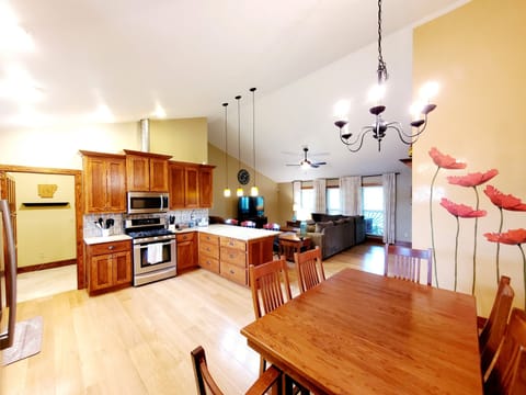 Open concept, living, dinning and kitchen