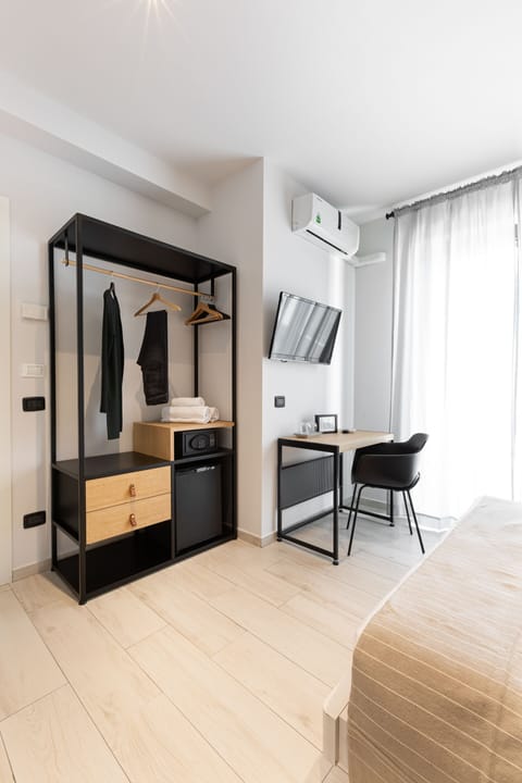 Superior Double or Twin Room | Premium bedding, down comforters, memory foam beds, minibar