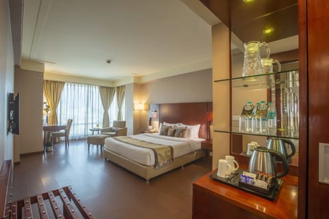 Executive Room | 1 bedroom, Egyptian cotton sheets, premium bedding, down comforters