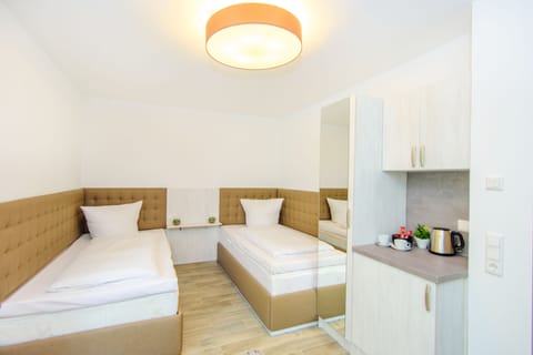 Standard Twin Room | Hypo-allergenic bedding, soundproofing, free WiFi, wheelchair access