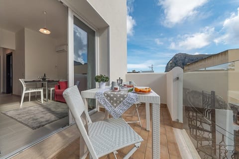 Apartment, 2 Bedrooms (Trilo 1) | Terrace/patio