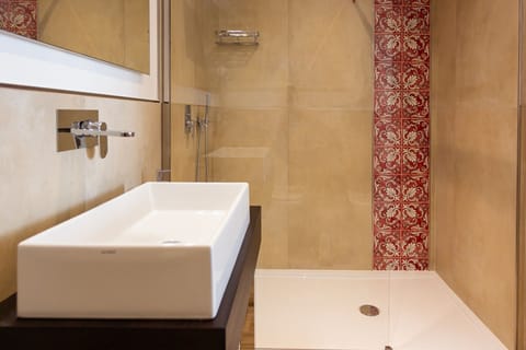 Double Room, Balcony, City View (Neoclassica) | Bathroom | Shower, rainfall showerhead, free toiletries, hair dryer