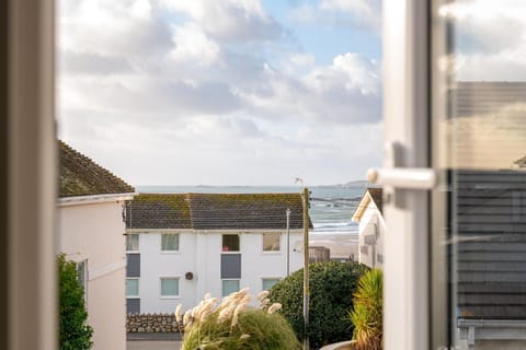 Lagwn Glas view from bedroom