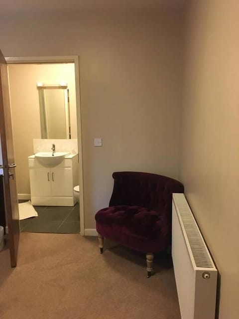 Superior Double Room | Desk, iron/ironing board, free cribs/infant beds, free WiFi