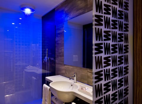 Free toiletries, hair dryer, slippers, bidet