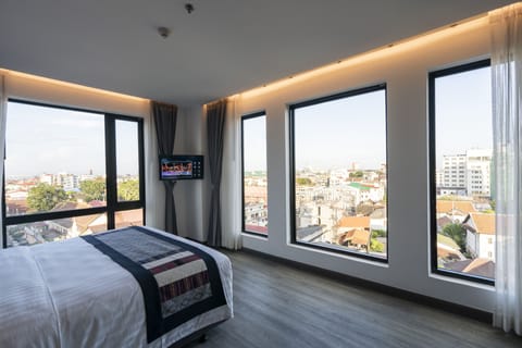 Deluxe Room, 1 King Bed, Non Smoking, City View | View from room