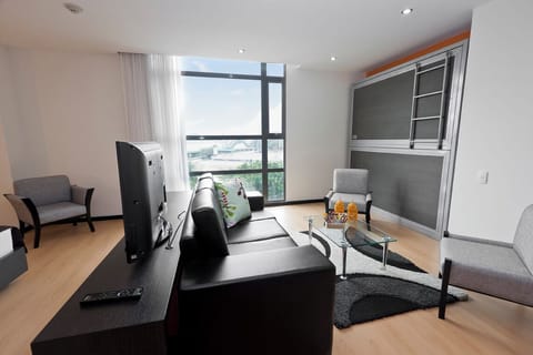 Premium Double Room | In-room safe, desk, laptop workspace, soundproofing