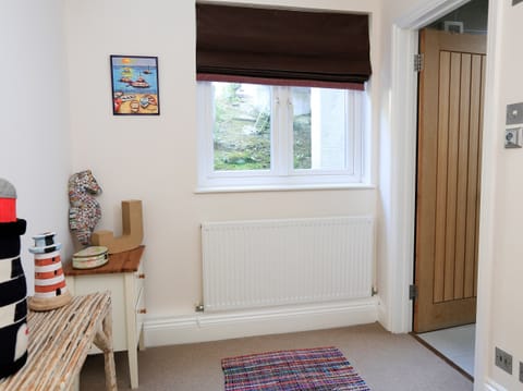 Cottage | 3 bedrooms, individually decorated, individually furnished, free WiFi