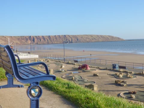 Cottage | Property grounds