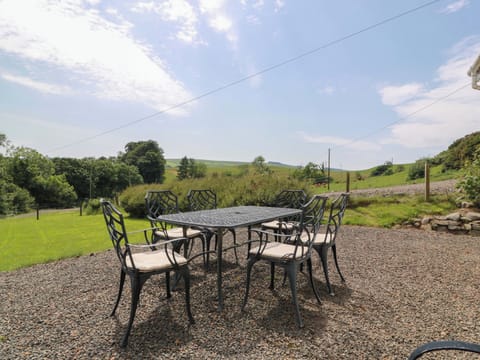 Cottage | Outdoor dining