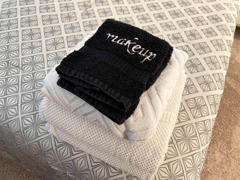 Makeup towels are included.