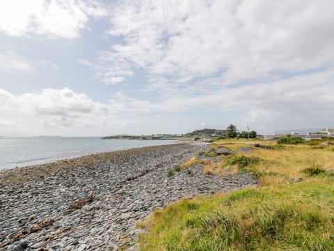 Cottage | Beach