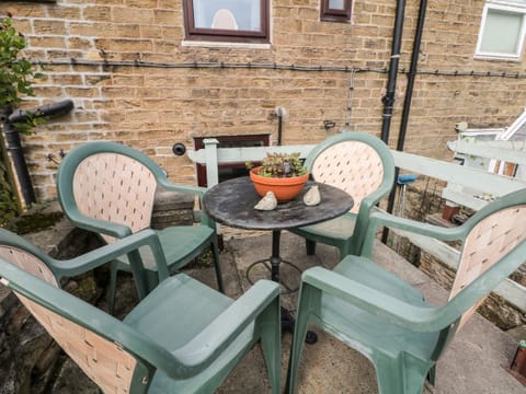 Cottage | Balcony