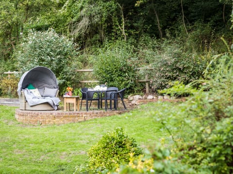 Cottage | Outdoor dining