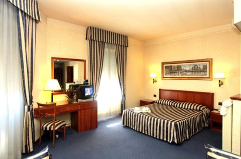 In-room safe, desk, soundproofing, bed sheets