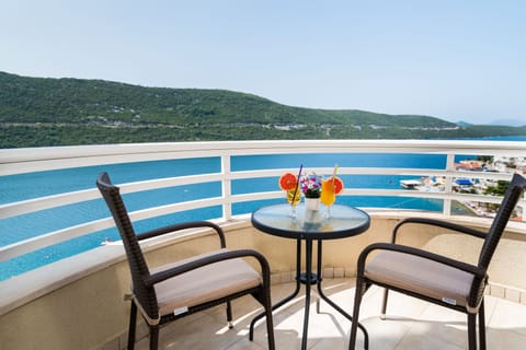 Suite, Balcony, Sea View | Balcony