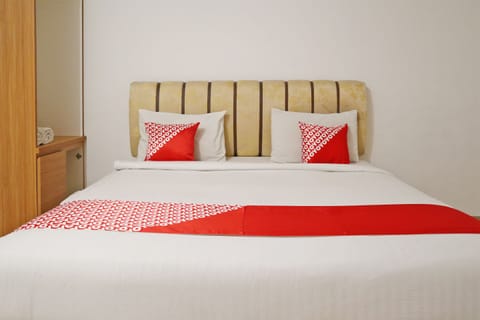 Deluxe Double Room | Free WiFi, bed sheets