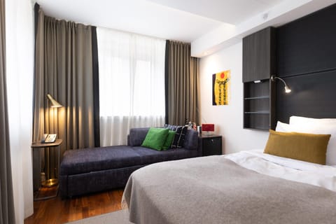 Deluxe Room, 1 King Bed with Sofa bed, Non Smoking | Hypo-allergenic bedding, down comforters, in-room safe, soundproofing