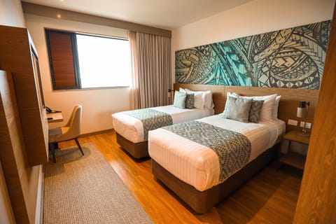 Standard Twin Room | Premium bedding, in-room safe, desk, laptop workspace