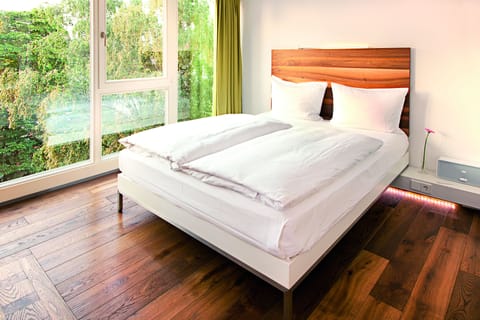 Comfort Double Room | Premium bedding, pillowtop beds, minibar, in-room safe