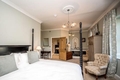 Superior Double Room, 1 Double Bed | Egyptian cotton sheets, individually decorated, individually furnished