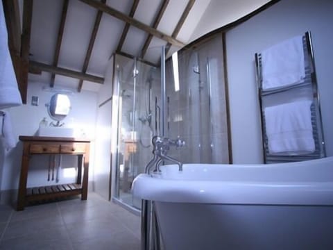 Luxury Double Room, Ensuite (Grainstore Suite Slipper ) | Bathroom | Free toiletries, hair dryer, bathrobes, towels