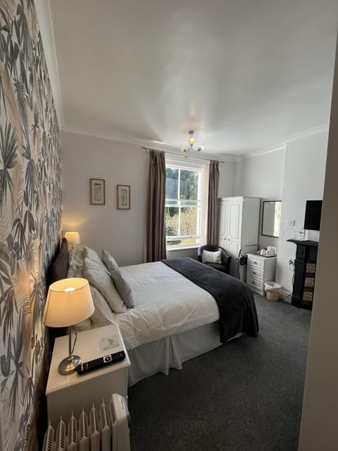 Deluxe Double Room, Ensuite, Garden View | WiFi