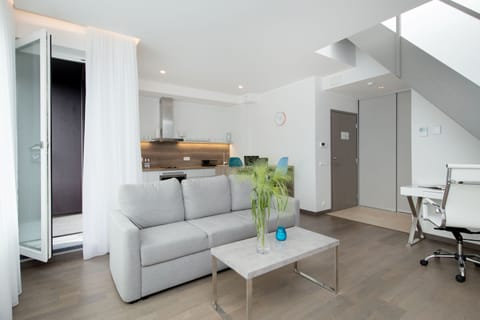 Smart Suite 1 bedroom w/balcony, Rotermanni (7) | Living area | Smart TV