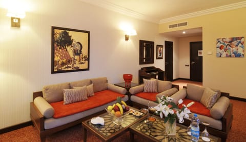 Suite (Palace) | Living area | LCD TV